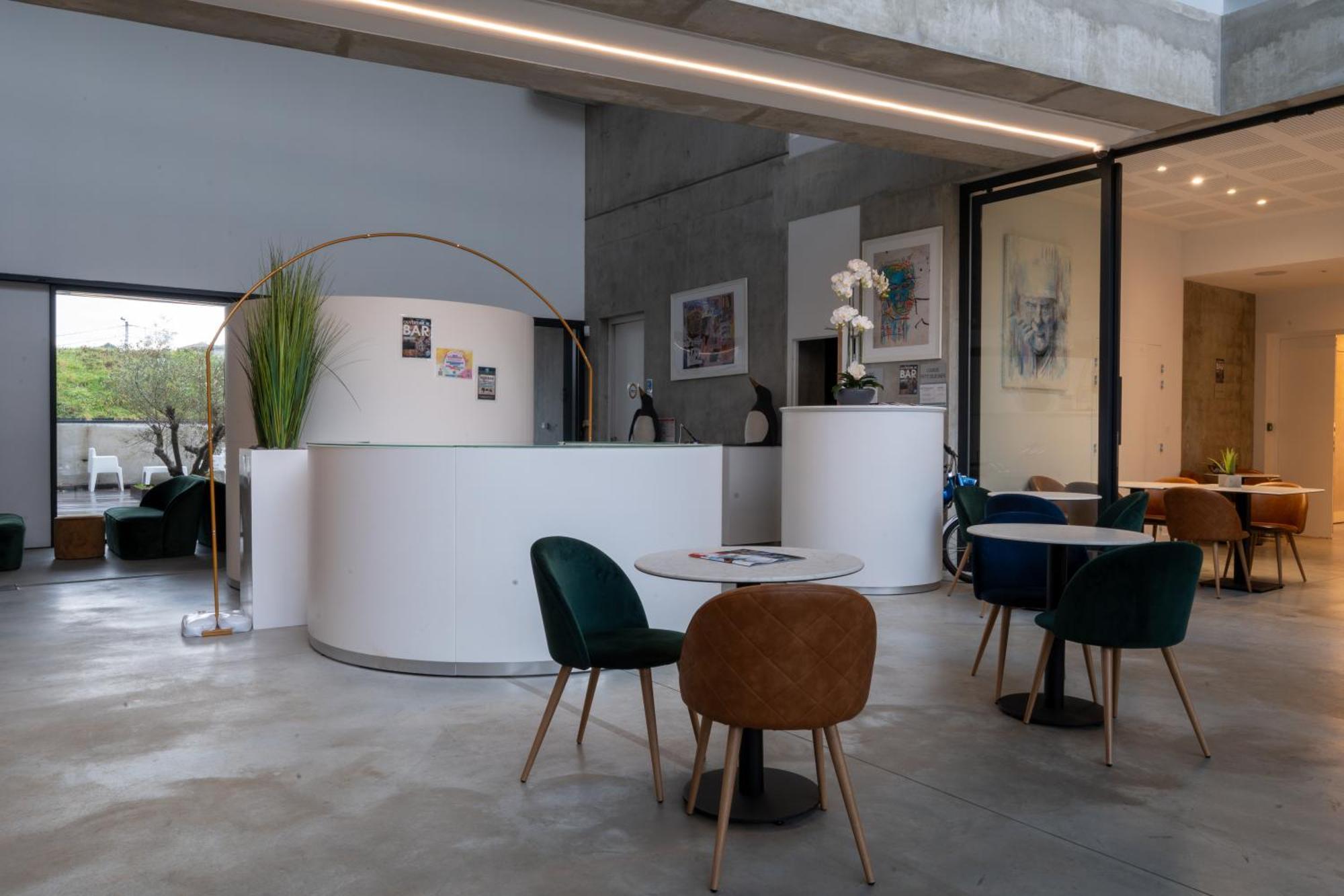 Le B Complexe Hotel Lozanne Eksteriør bilde